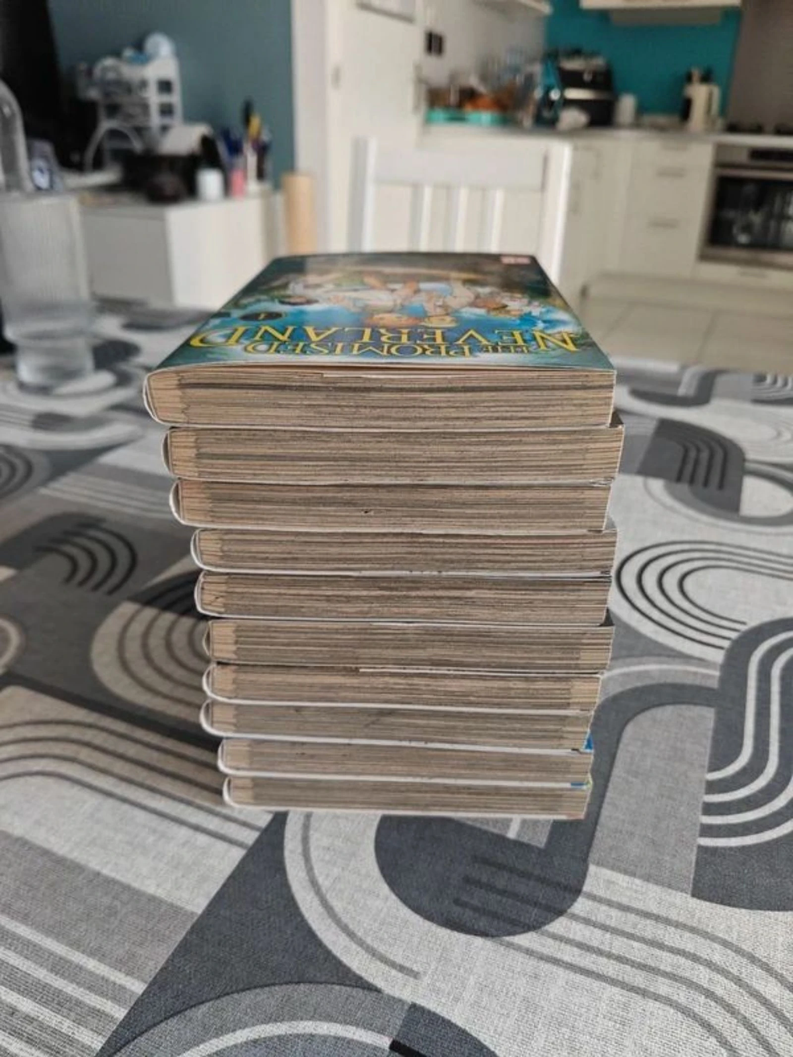 Lot The Promised Neverland 10 Volumes – photo 3